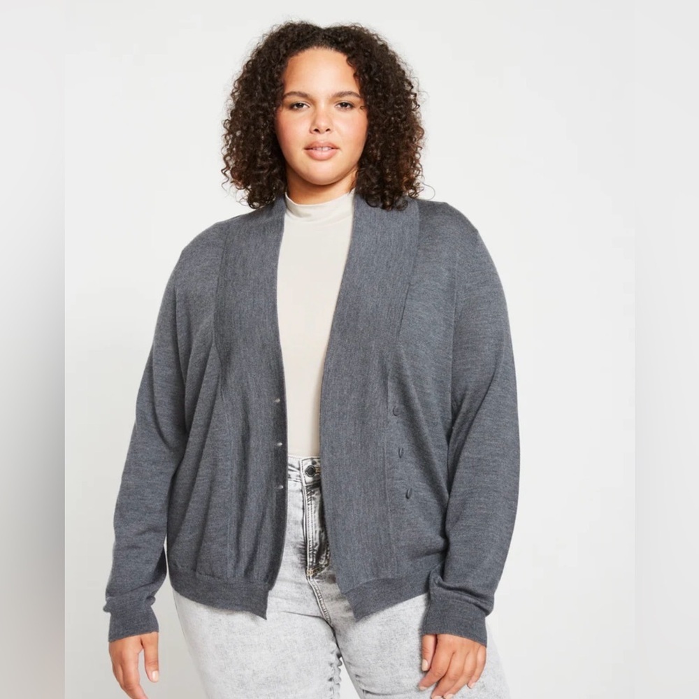 Universal Standard Curve Merino Wool Cardigan Size 3XS (2-4)
